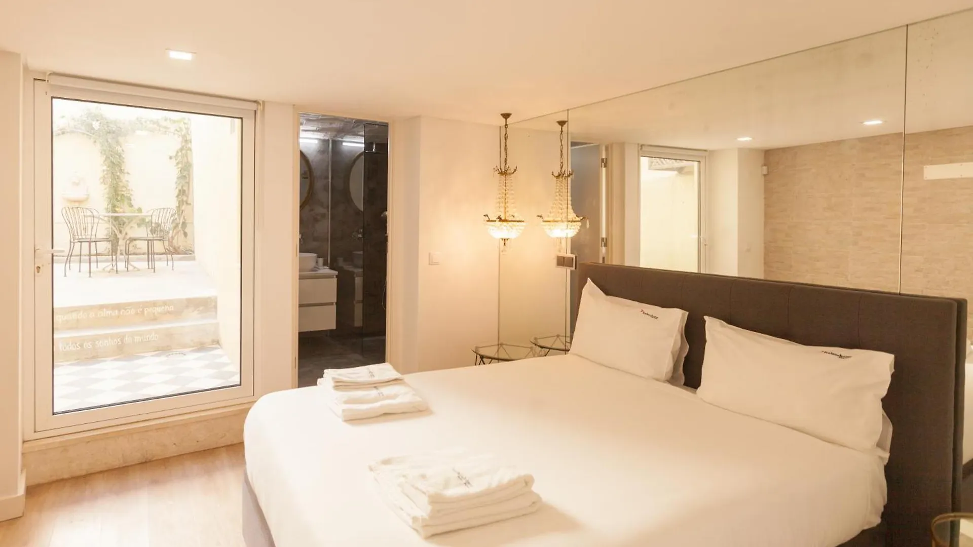 Flh Portuguese Soul Flat With Terrace Appartement Lissabon Portugal