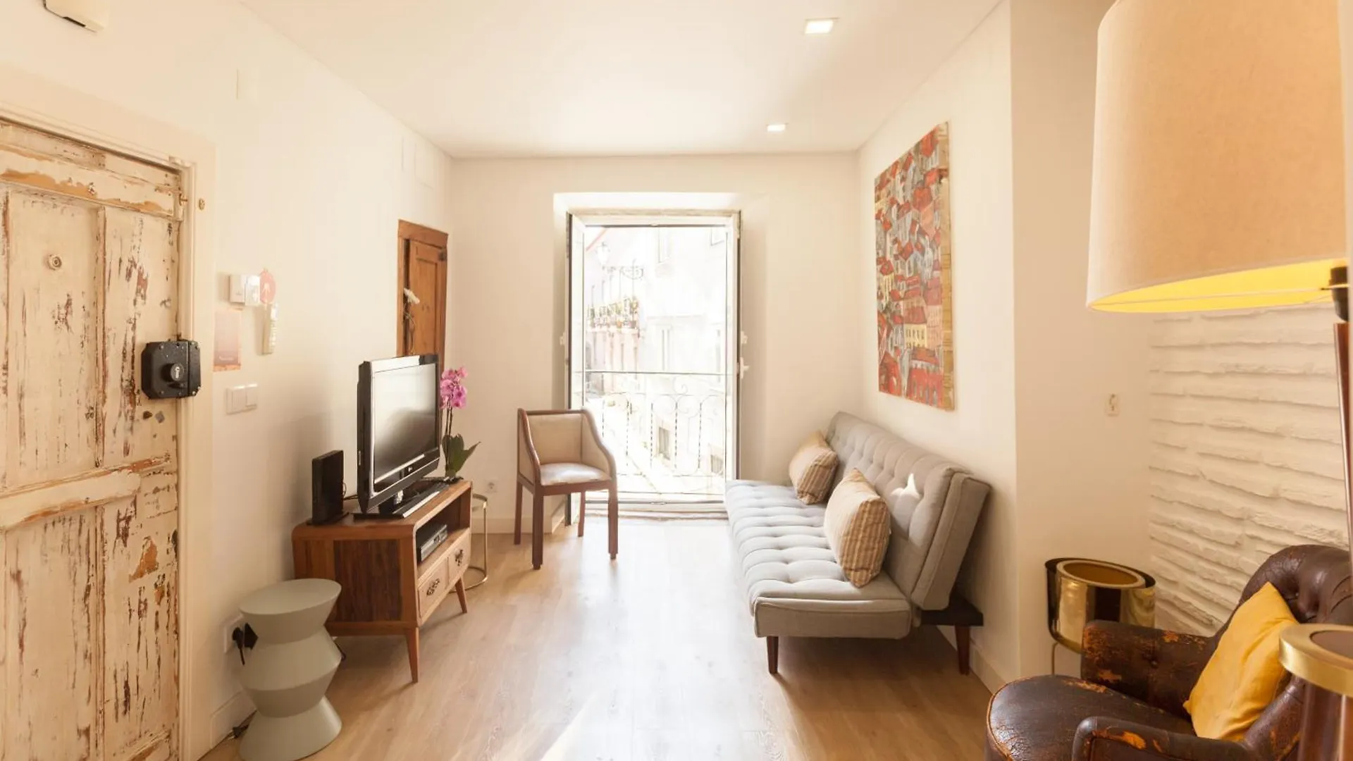 Flh Portuguese Soul Flat With Terrace Apartment Lisbon Portugal